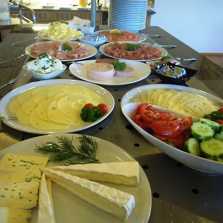 塔冈绍斯雷吉纳巴西斯酒店 Leutkirch im Allgäu