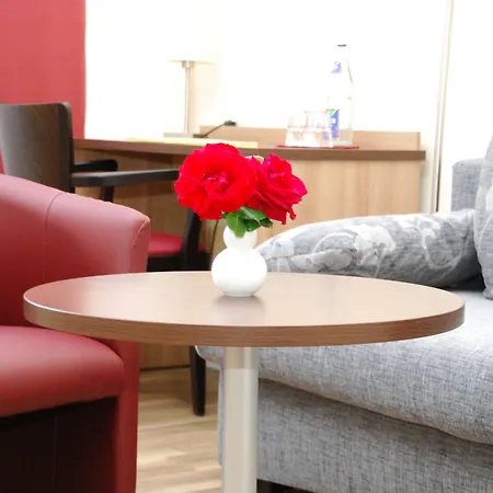 Hotel Tagungshaus Regina Pacis 3*