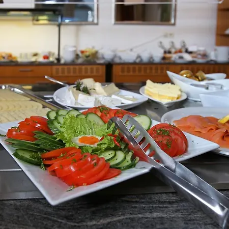 塔冈绍斯雷吉纳巴西斯酒店 3*