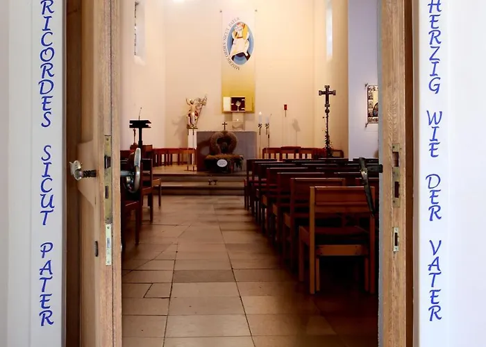 Tagungshaus Regina Pacis 3*